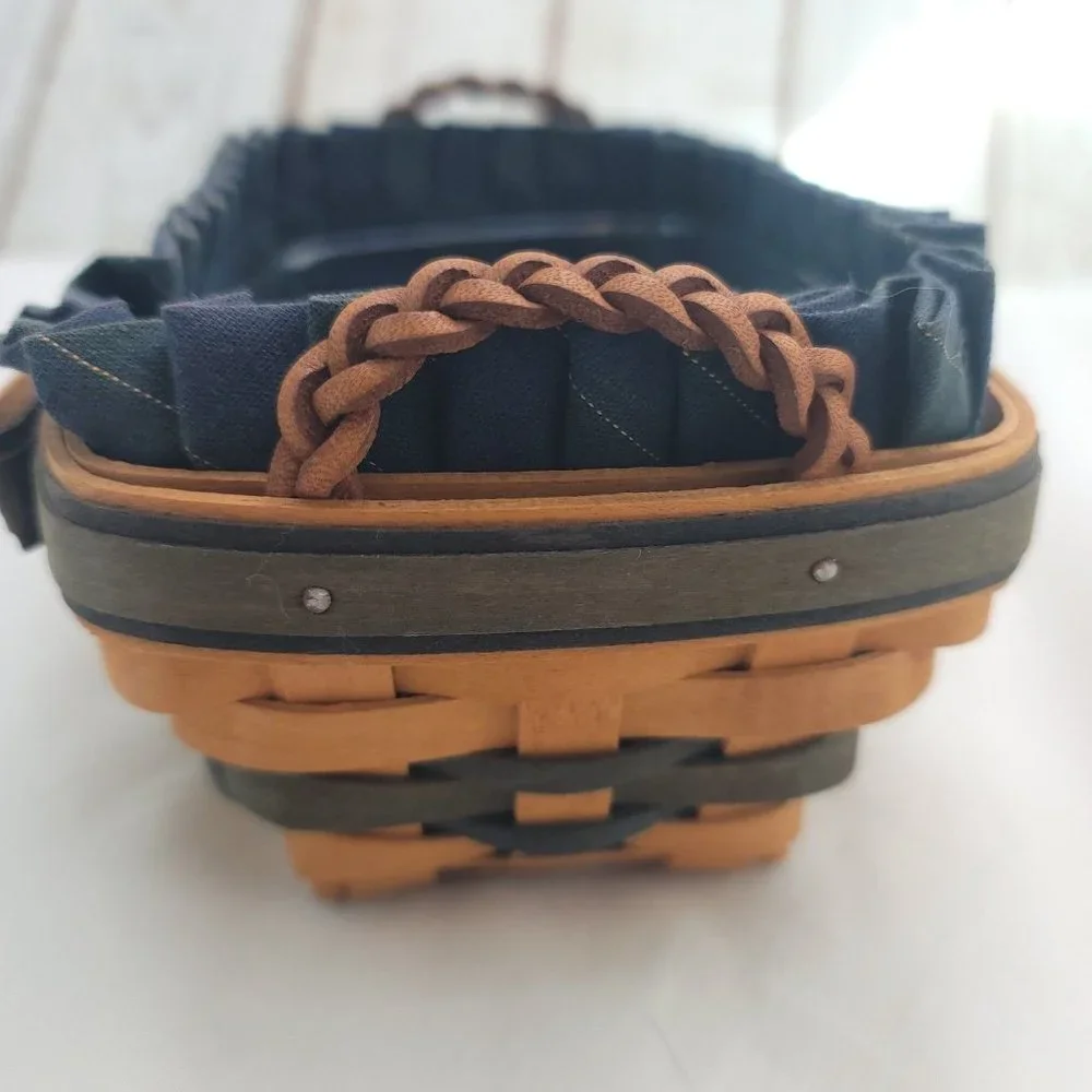 Longaberger Blue 1999 Edition Leather Handle Collectors Club Renewal Basket